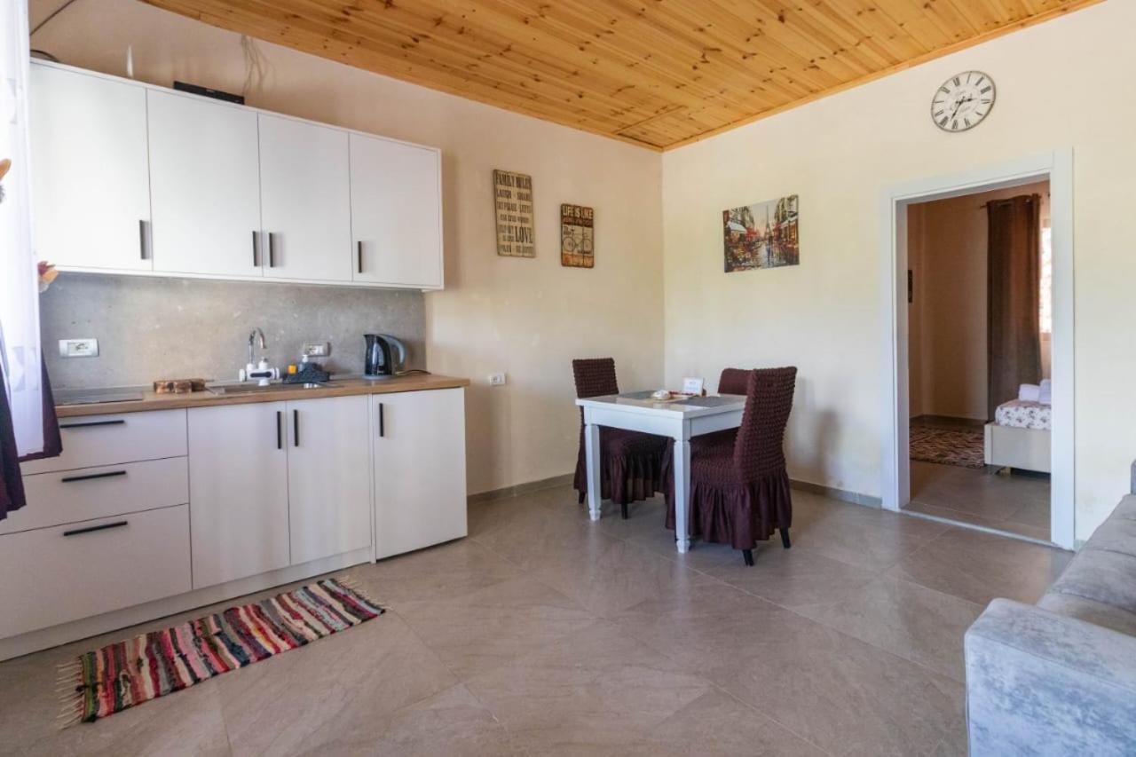 Olive Oasis Studio Berat Exteriör bild